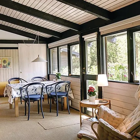 Three-bedroom Holiday Nexo With A Fireplace 01 Snogebæk